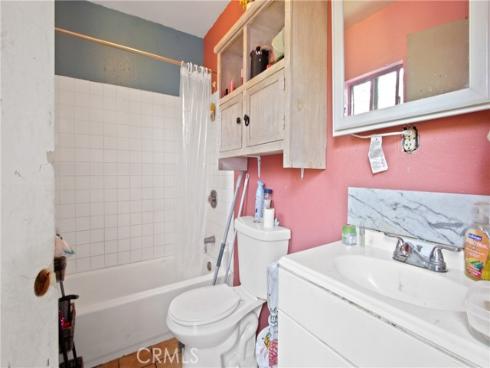 213 N Figueroa Street, Santa Ana, CA