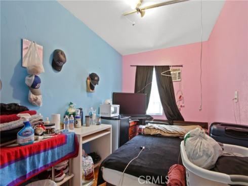 213 N Figueroa Street, Santa Ana, CA