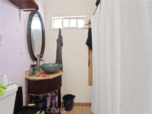 213 N Figueroa Street, Santa Ana, CA