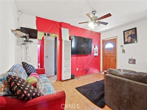 213 N Figueroa Street, Santa Ana, CA