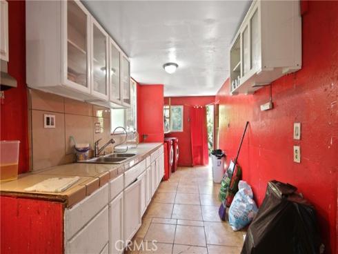 213 N Figueroa Street, Santa Ana, CA