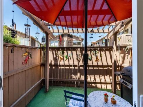 1084 Cabrillo Park B Drive, Santa Ana, CA