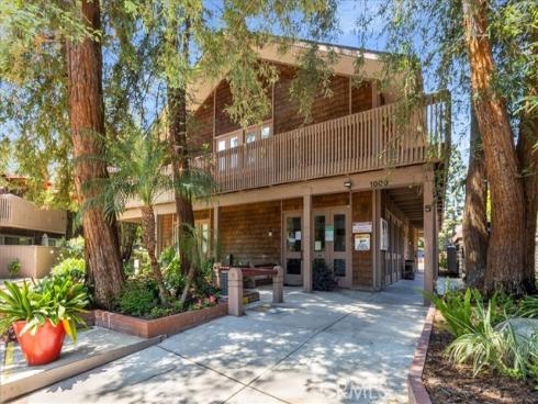 1084 Cabrillo Park B Drive, Santa Ana, CA