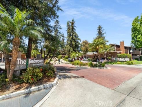 1084 Cabrillo Park B Drive, Santa Ana, CA