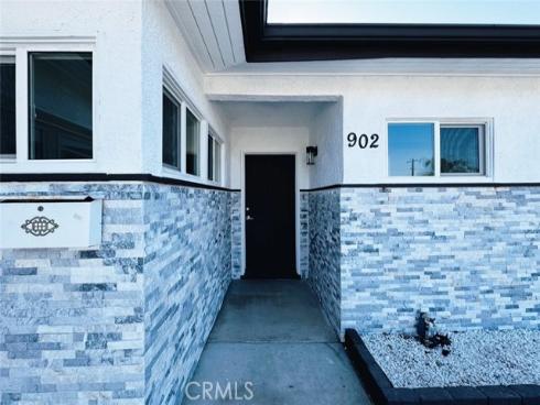 902 Alene Circle, Santa Ana, CA