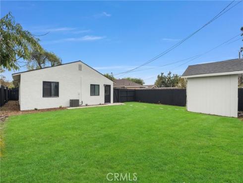 2220 Halladay Street, Santa Ana, CA