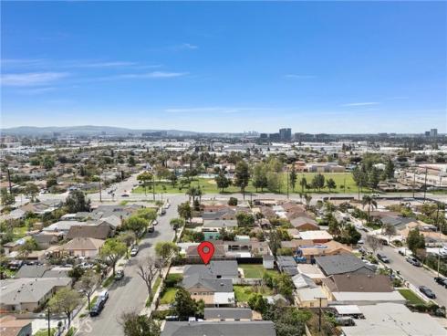 2220  Halladay   Street, Santa Ana, CA