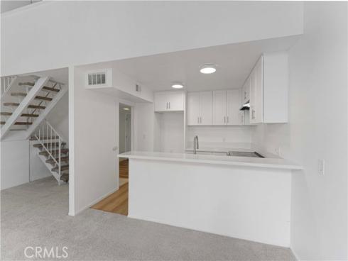 1404 N Tustin H1 Avenue, Santa Ana, CA