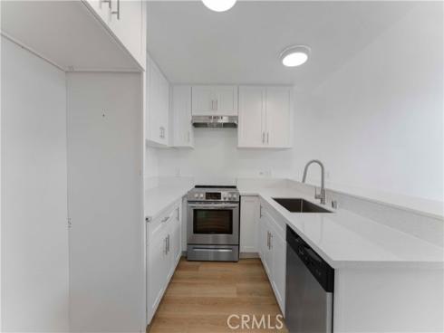 1404 N Tustin H1 Avenue, Santa Ana, CA