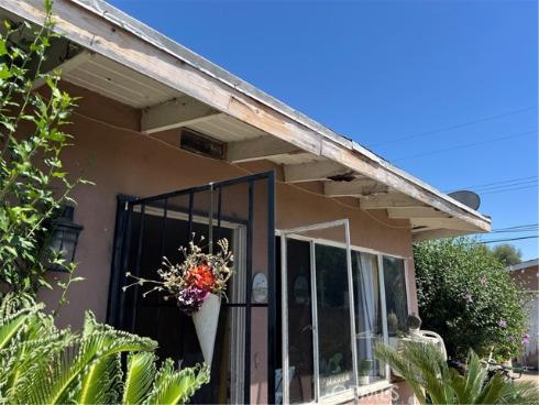 2124 W Civic Center Drive, Santa Ana, CA