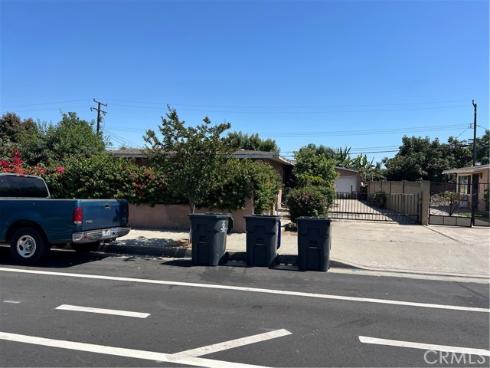 2124 W Civic Center Drive, Santa Ana, CA