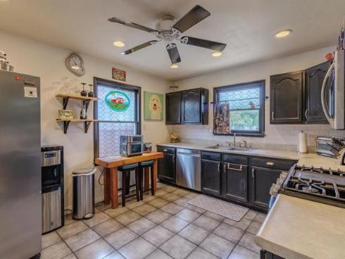 823 N Towner , Santa Ana, CA