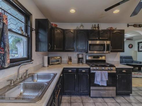 823 N Towner , Santa Ana, CA