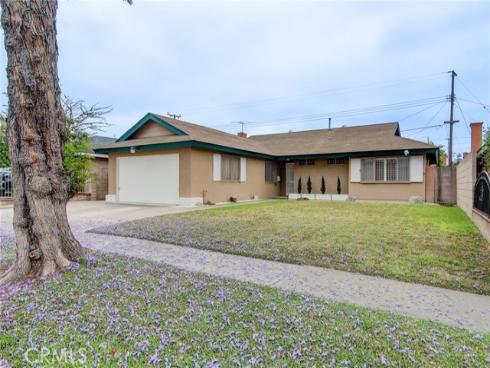 1924 W Secrest Way, Santa Ana, CA