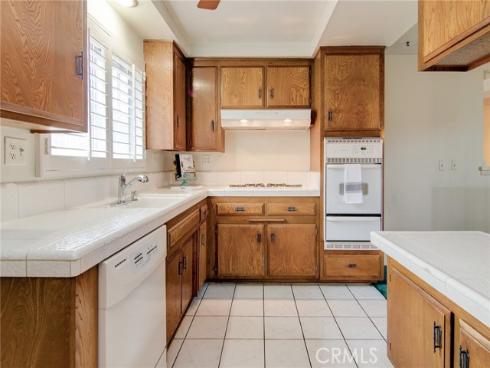 1924 W Secrest Way, Santa Ana, CA