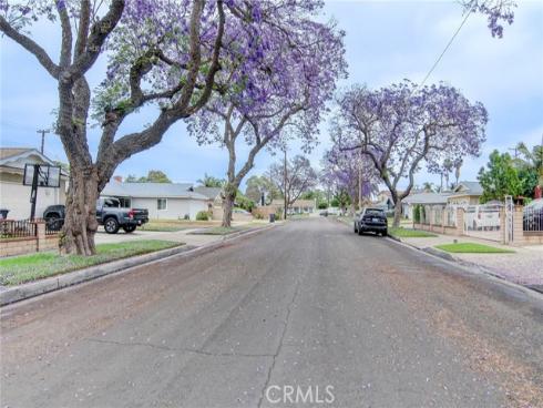 1924 W Secrest Way, Santa Ana, CA