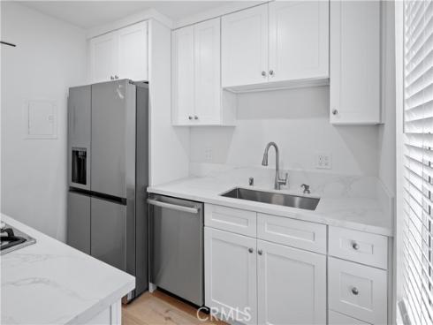 1422 Cabrillo Park F Drive, Santa Ana, CA