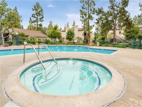 1422 Cabrillo Park F Drive, Santa Ana, CA