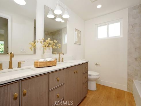 2709 Dayna Street, Santa Ana, CA