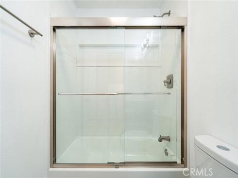 611 W 1st 101 Street, Santa Ana, CA