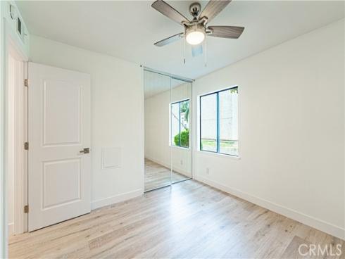 611 W 1st 101 Street, Santa Ana, CA