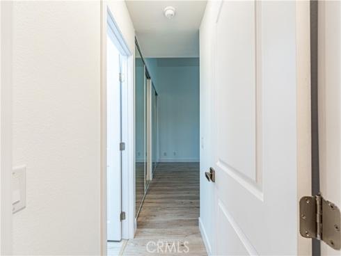 611 W 1st 101 Street, Santa Ana, CA