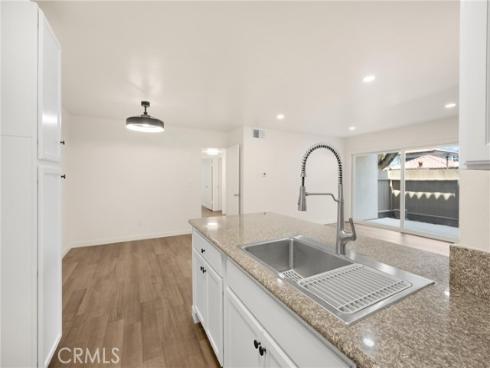 2501 W Sunflower H1 Avenue, Santa Ana, CA