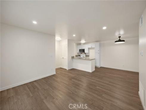 2501 W Sunflower H1 Avenue, Santa Ana, CA