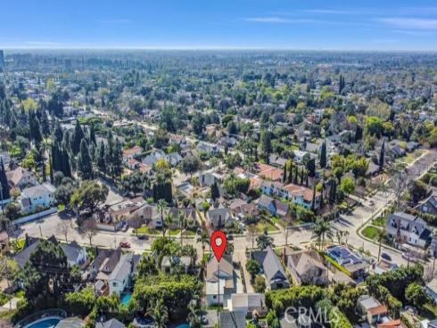 2327  Bonnie Brae  , Santa Ana, CA