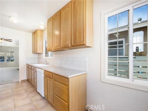 1401 N Linwood Avenue, Santa Ana, CA