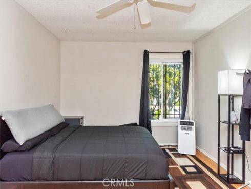 1000 W Macarthur 44 Boulevard, Santa Ana, CA