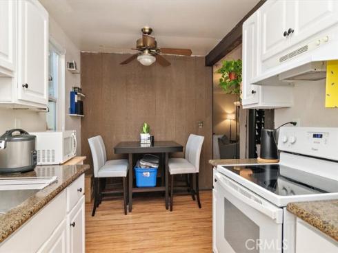 1000 W Macarthur 44 Boulevard, Santa Ana, CA