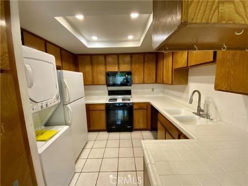 4572 W 5th 31 Street, Santa Ana, CA