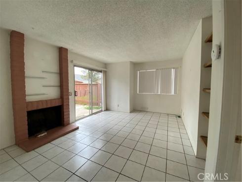 4572 W 5th 31 Street, Santa Ana, CA