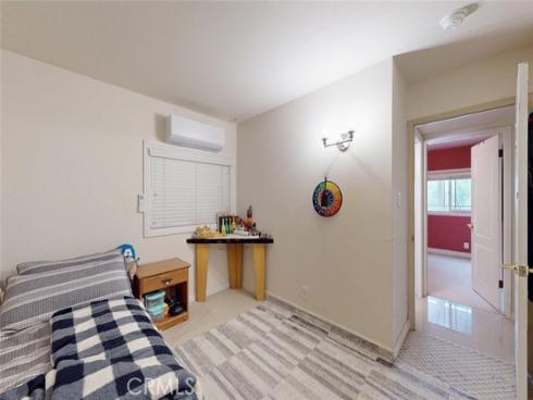 5022 W Kent Avenue, Santa Ana, CA