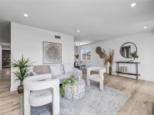 724 S Sail Street, Santa Ana, CA