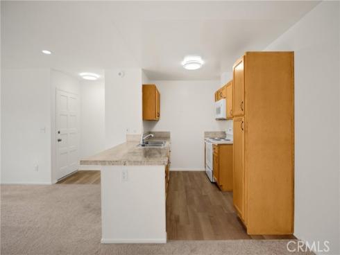 2521 W Sunflower  R8  Avenue, Santa Ana, CA