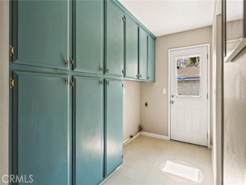 2406 S Pacific Avenue, Santa Ana, CA