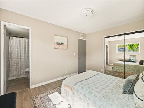 2406 S Pacific Avenue, Santa Ana, CA