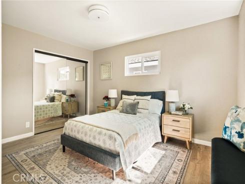 2406 S Pacific Avenue, Santa Ana, CA