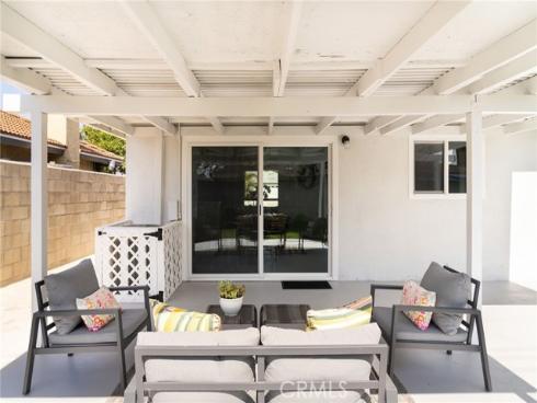 2406 S Pacific Avenue, Santa Ana, CA