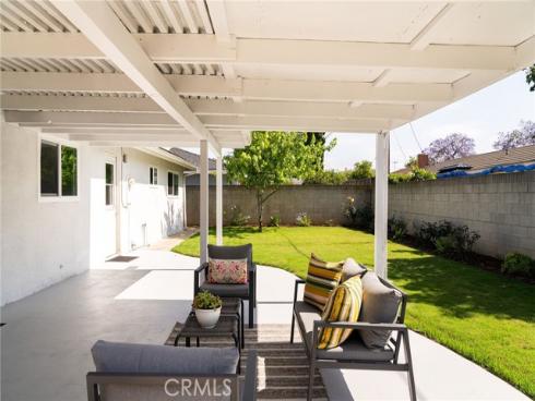 2406 S Pacific Avenue, Santa Ana, CA