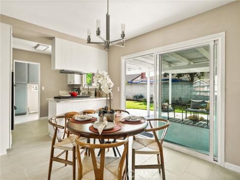 2406 S Pacific Avenue, Santa Ana, CA