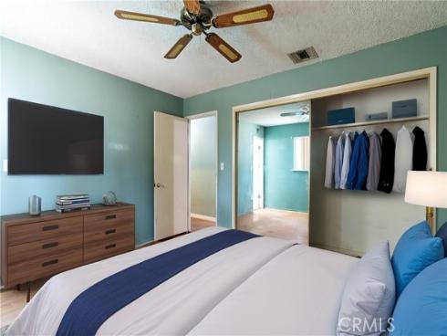 1702 Albion Avenue, Santa Ana, CA