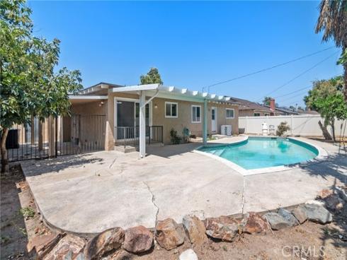 1702 Albion Avenue, Santa Ana, CA