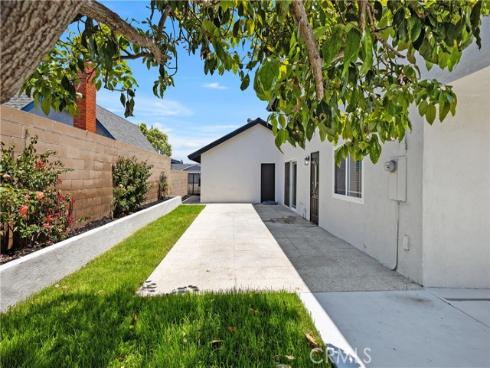 3614 S Olive Street, Santa Ana, CA