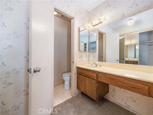 2301 N Lyon   Street, Santa Ana, CA