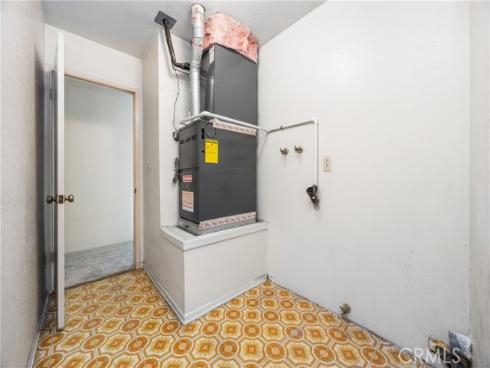 2301 N Lyon   Street, Santa Ana, CA