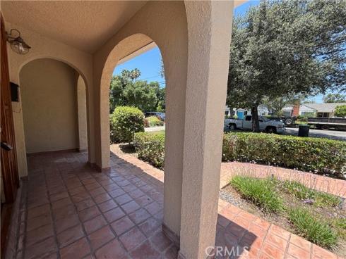 520 W Santa Clara Avenue, Santa Ana, CA