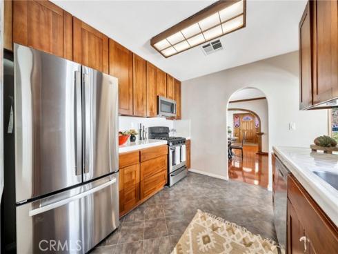 520 W Santa Clara Avenue, Santa Ana, CA